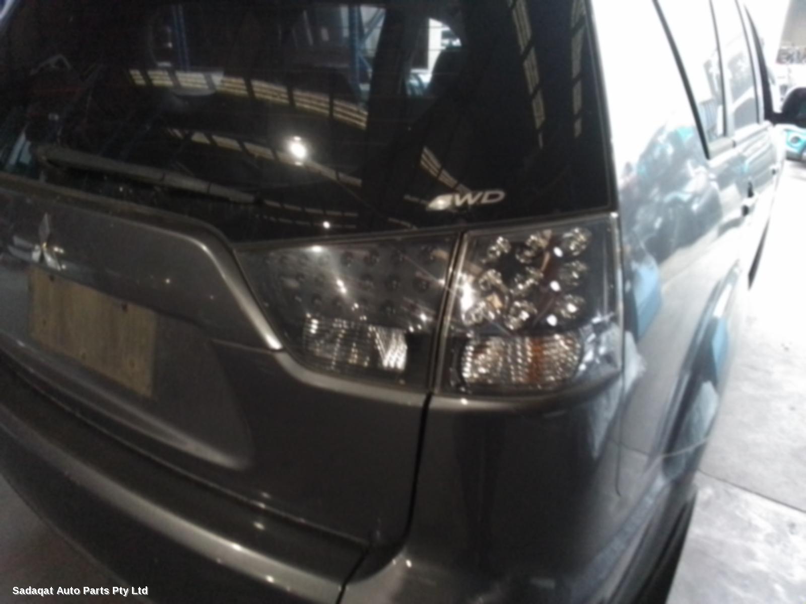 Mitsubishi Outlander Left Headlamp