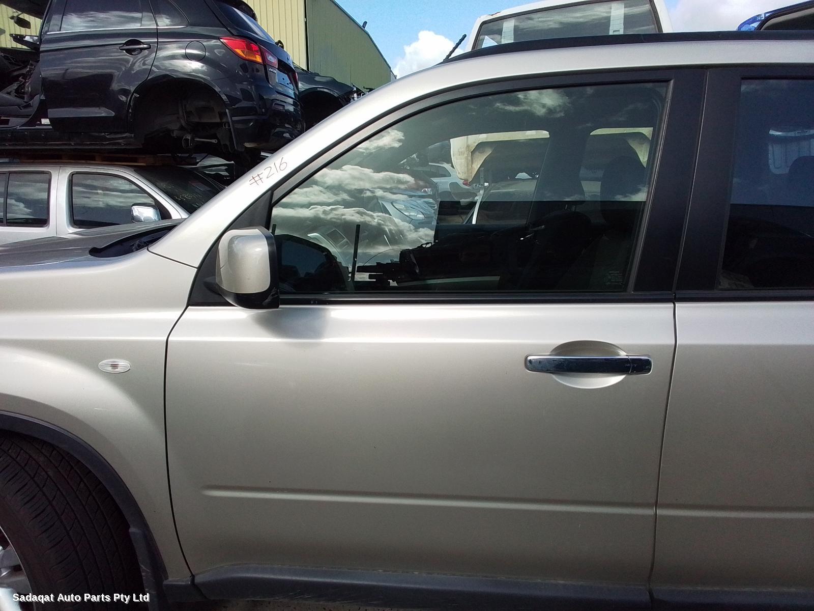 Nissan Xtrail Right Door Mirror