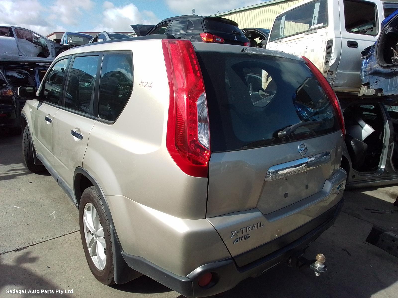 Nissan Xtrail Right Door Mirror