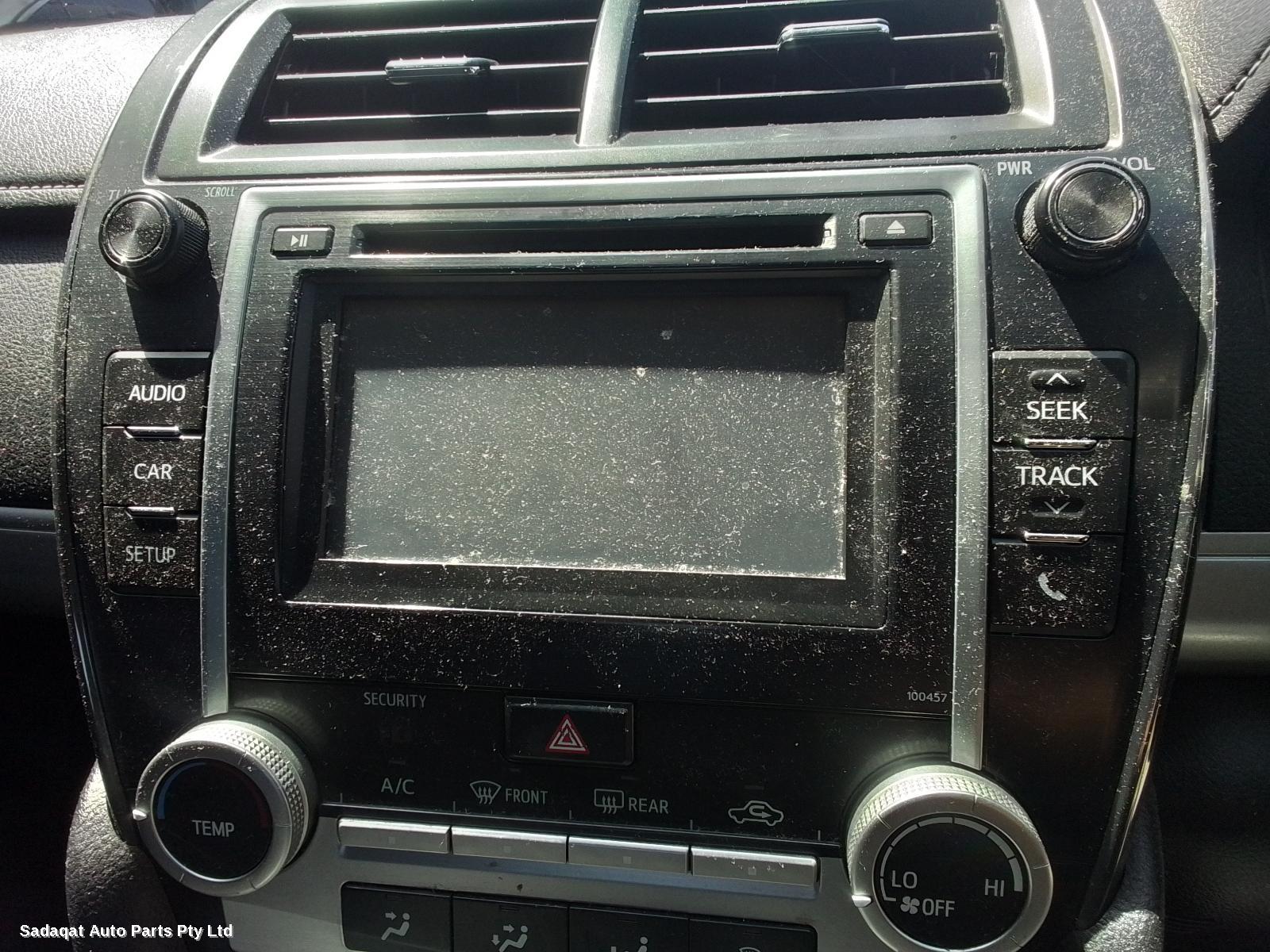 Toyota Camry Left Taillight