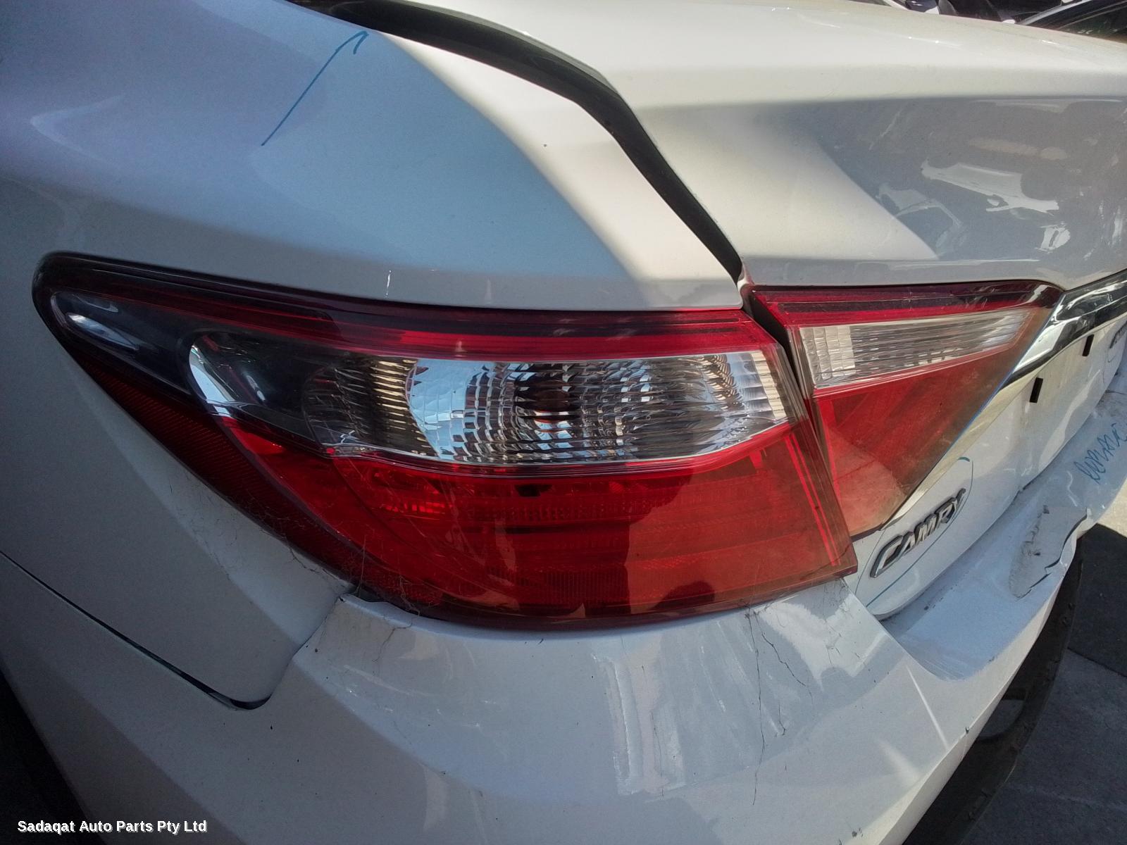 Toyota Camry Left Taillight