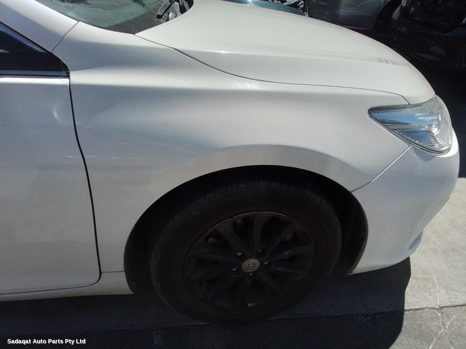 Toyota Camry Left Taillight