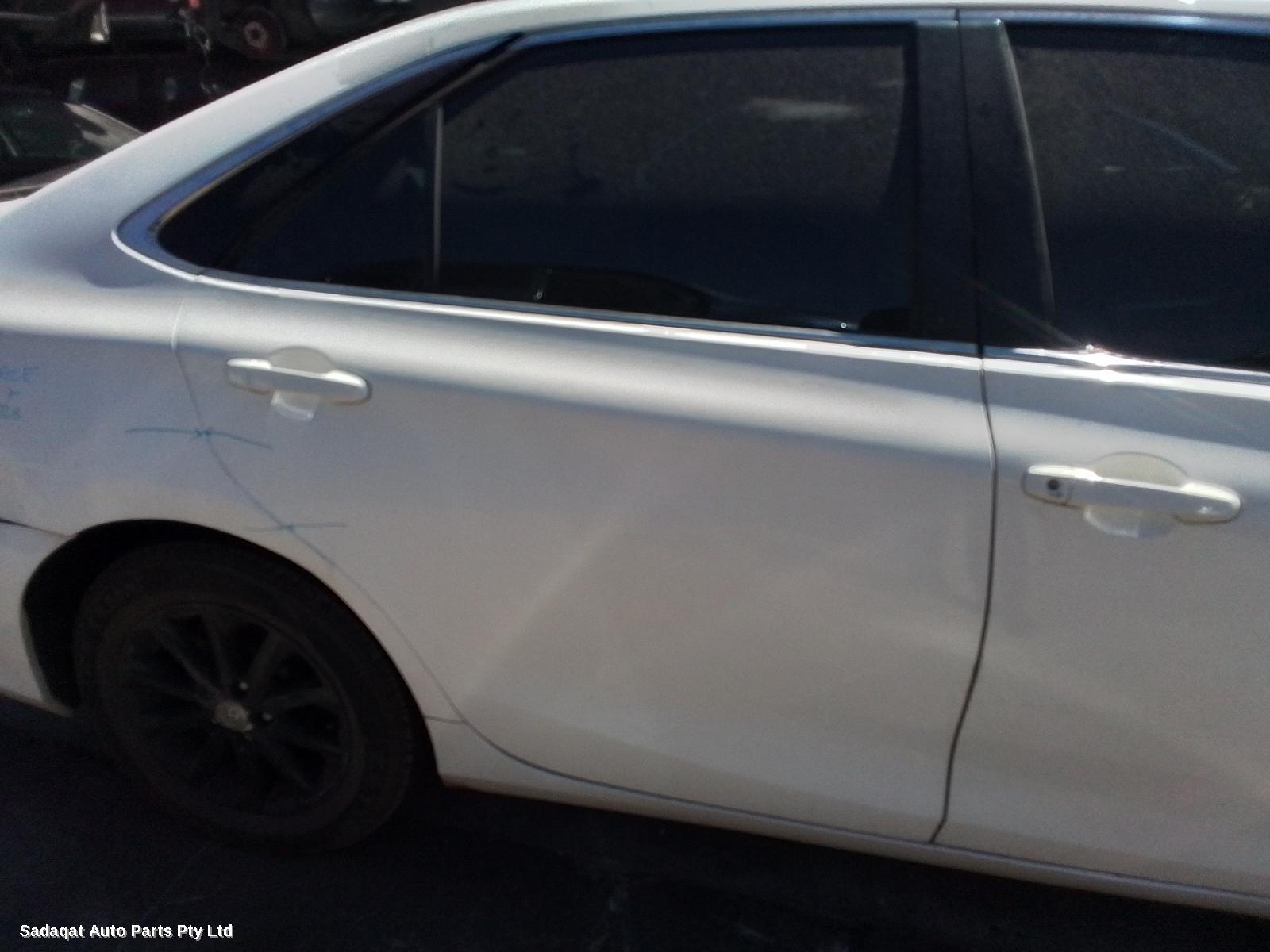 Toyota Camry Left Taillight