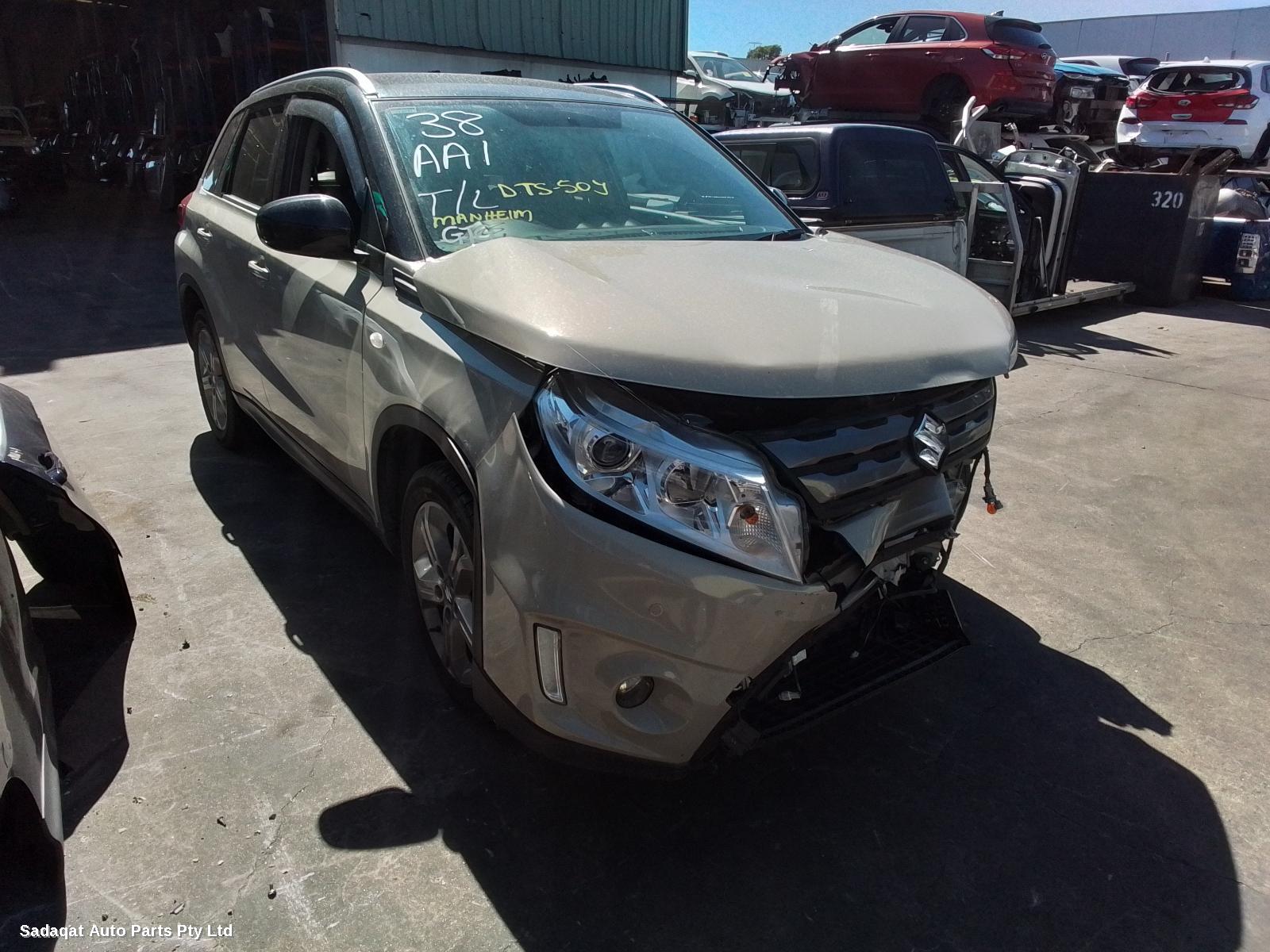 Suzuki Vitara Right Front Door