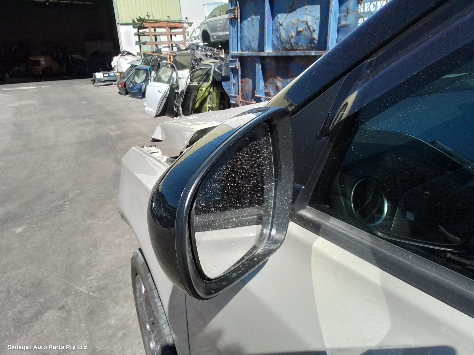 Suzuki Vitara Right Front Door