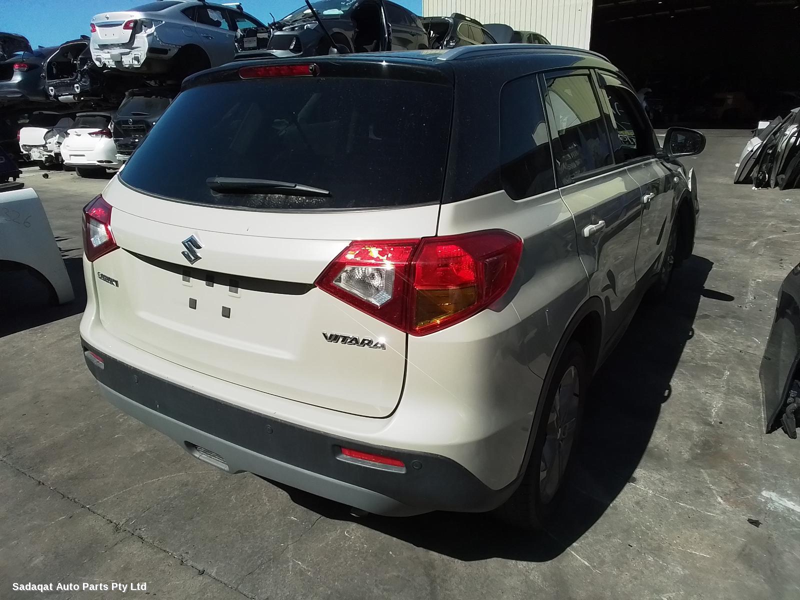 Suzuki Vitara Right Front Door