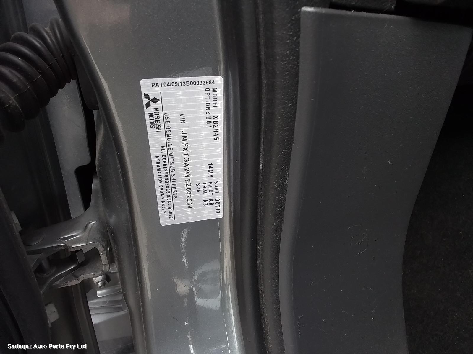 Mitsubishi Asx Right Guard