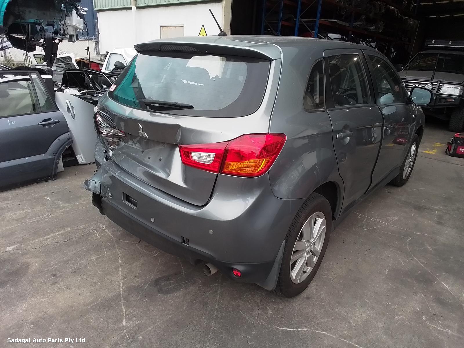 Mitsubishi Asx Right Guard