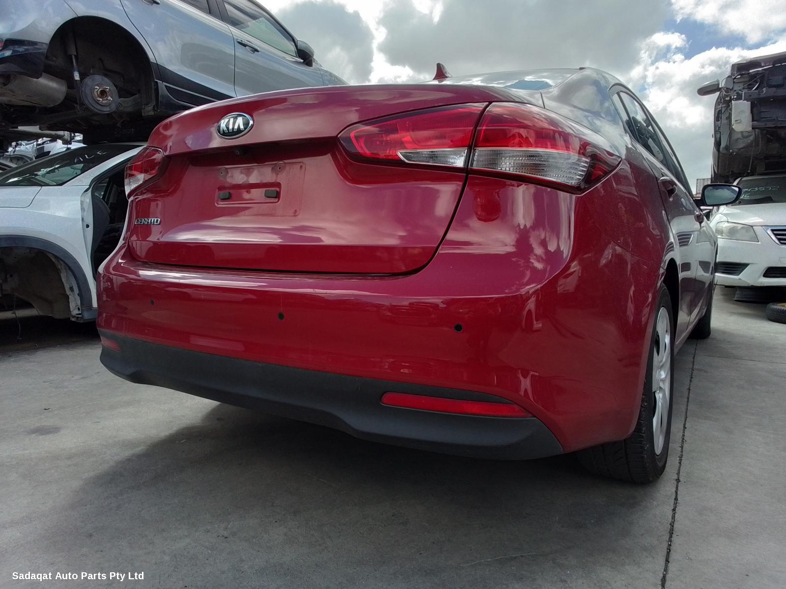 Kia Cerato Right Guard Liner