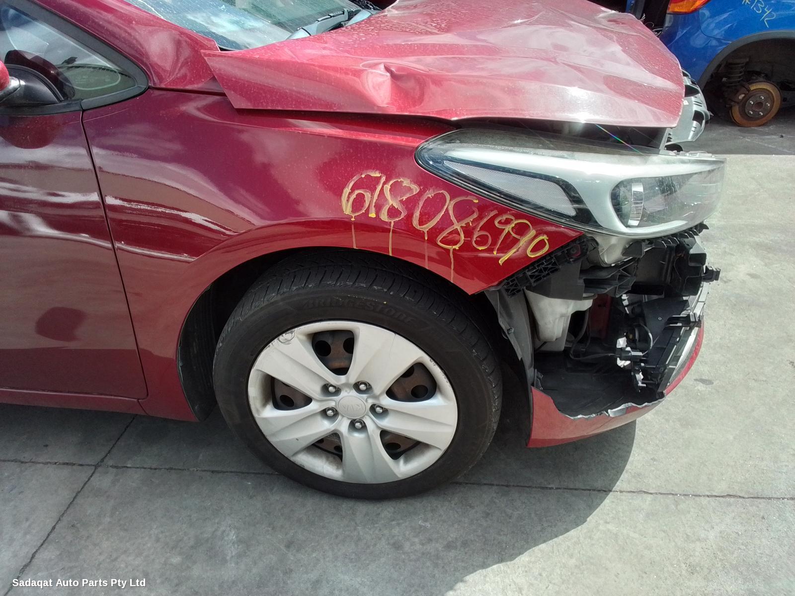 Kia Cerato Right Guard Liner