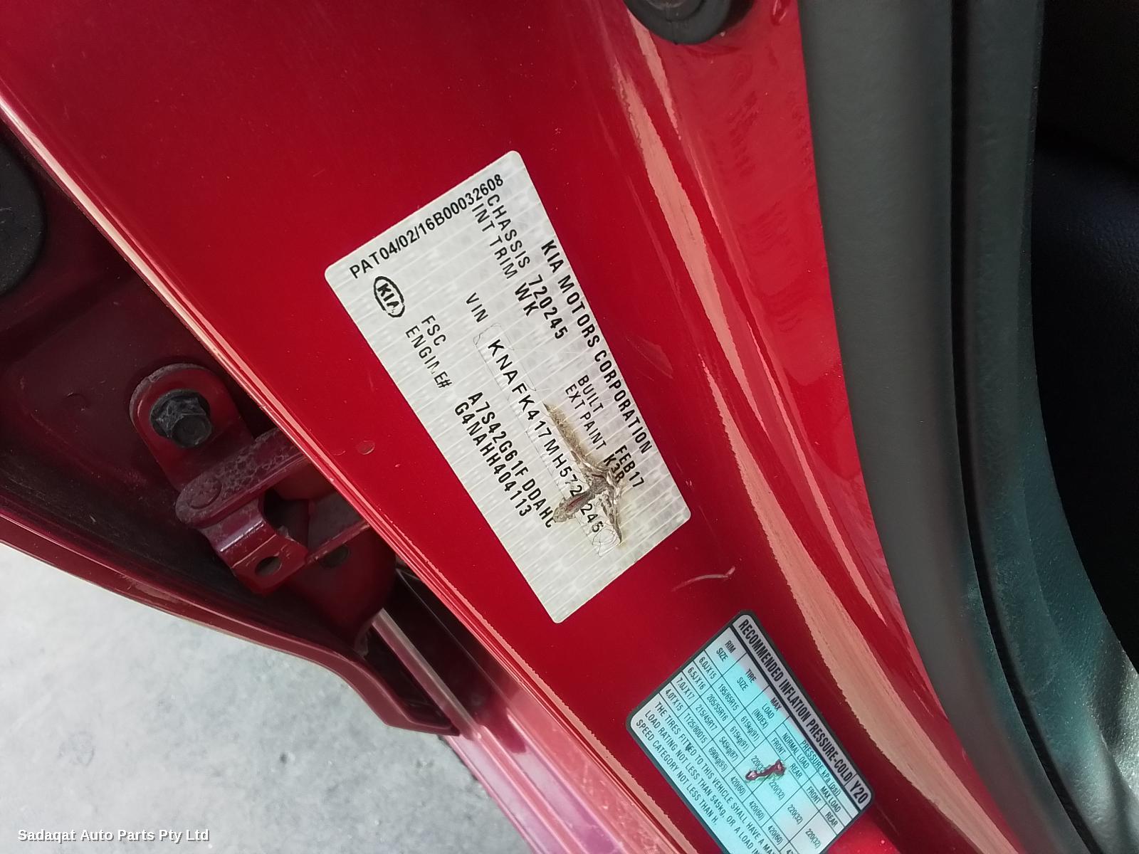 Kia Cerato Right Guard Liner