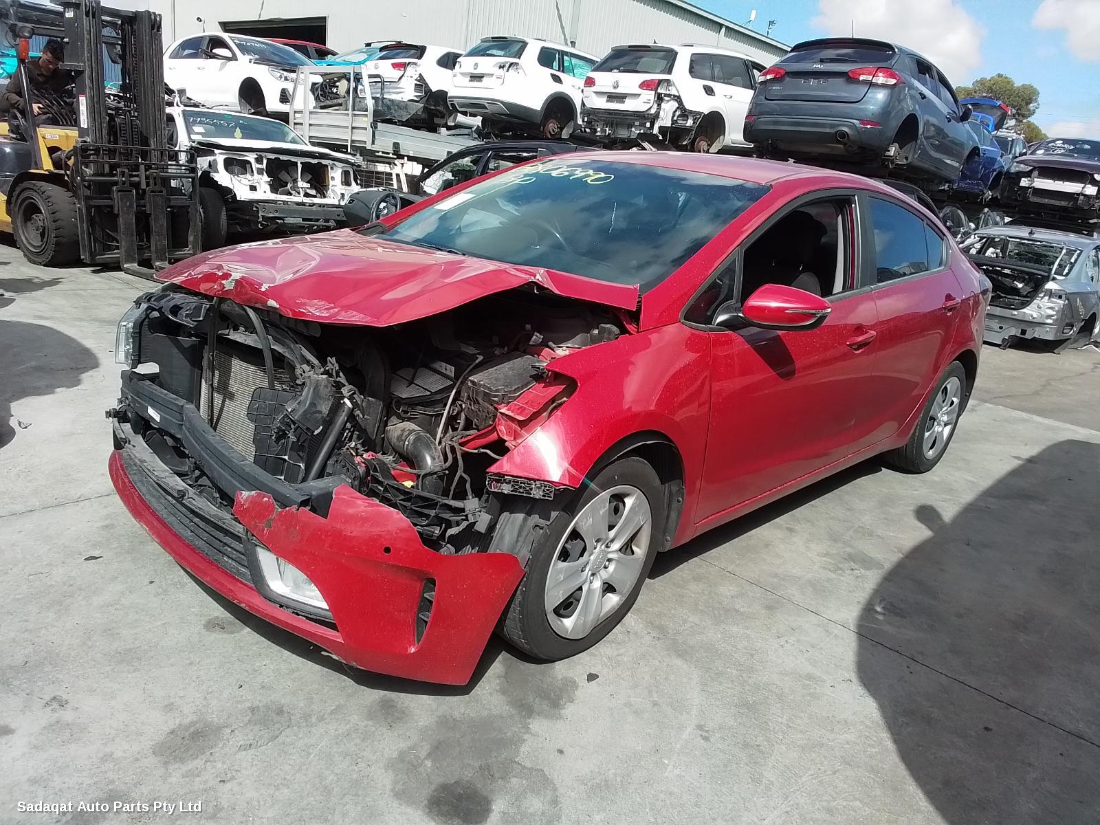 Kia Cerato Right Guard Liner