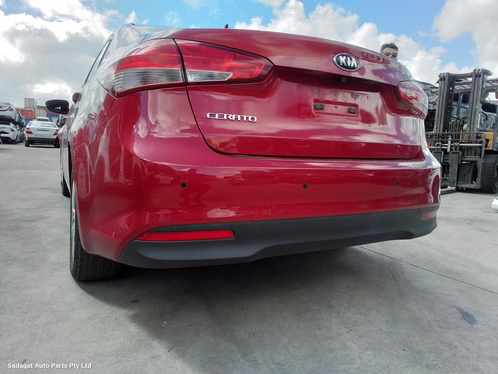 Kia Cerato Right Guard Liner