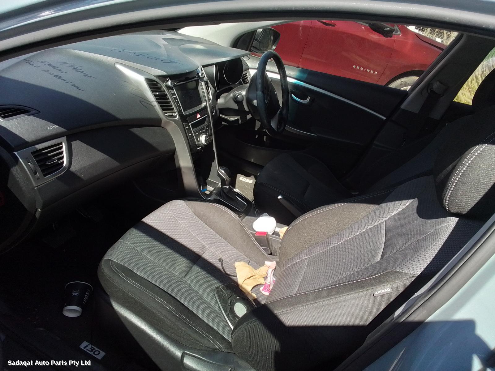 Hyundai I30 Radio/cd/dvd/sat/tv