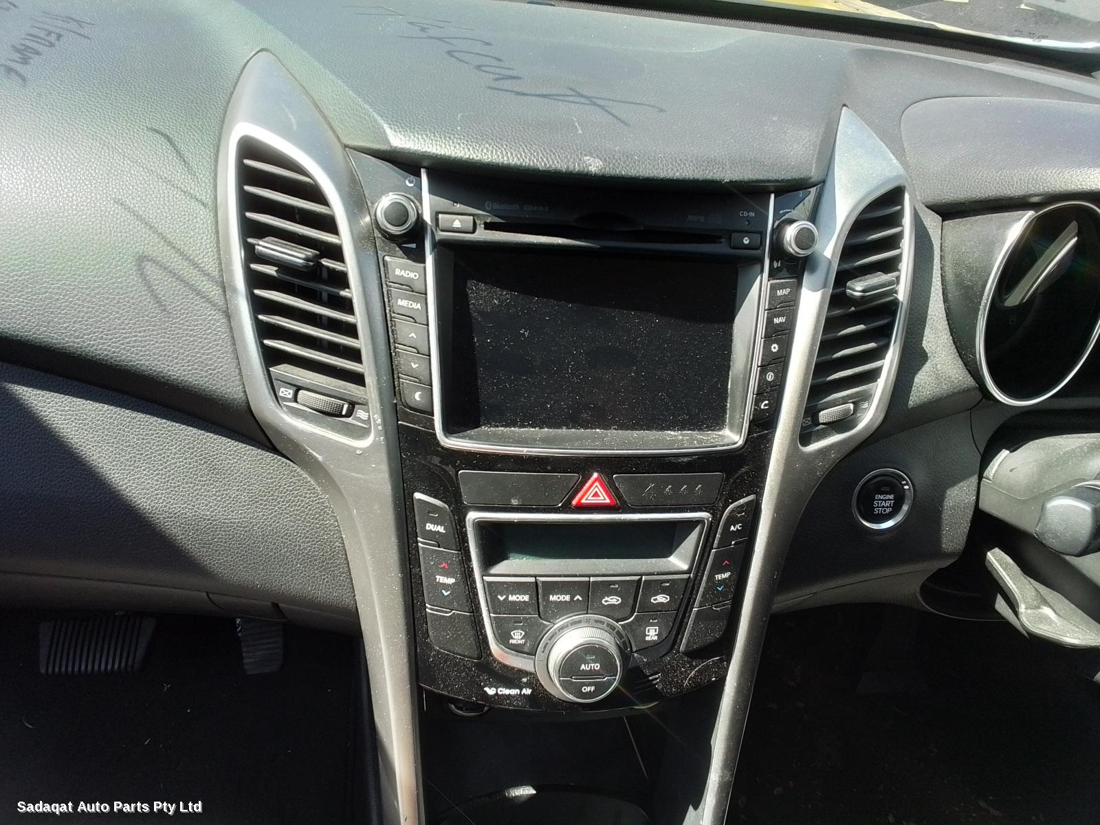 Hyundai I30 Radio/cd/dvd/sat/tv