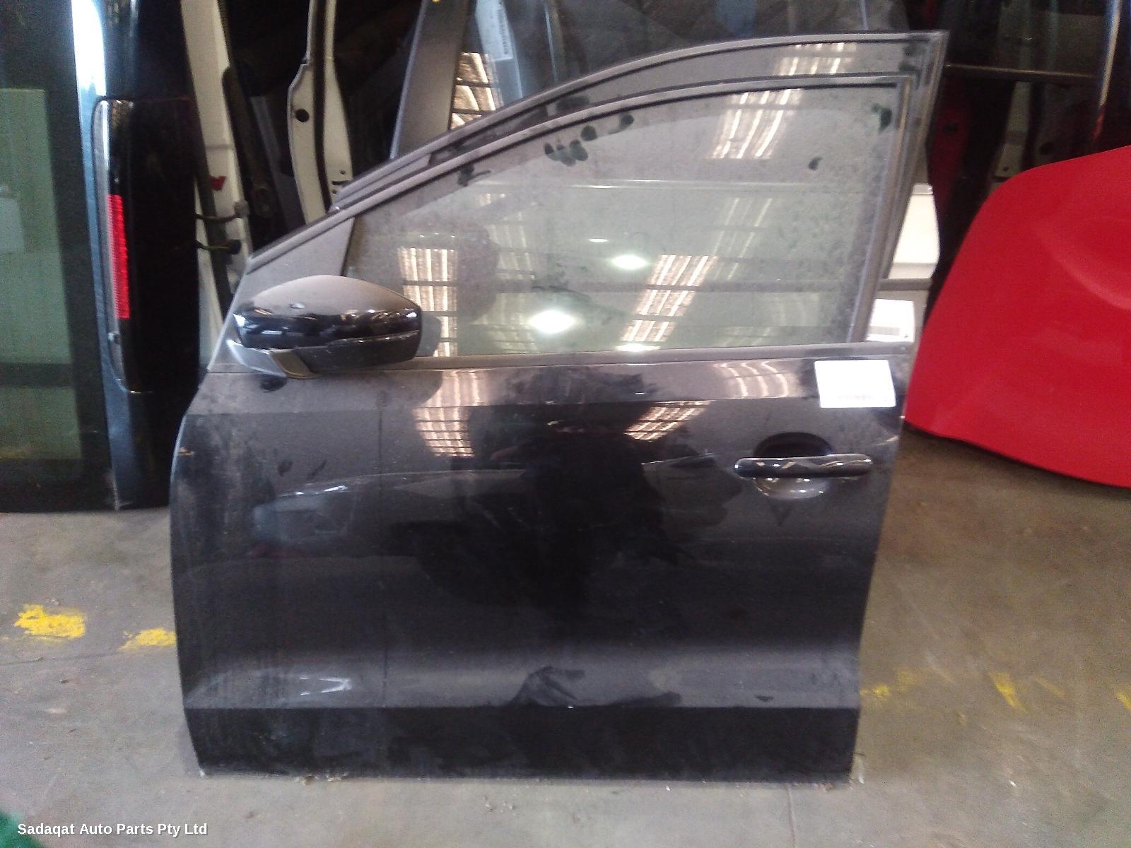 Volkswagen Polo Left Front Door