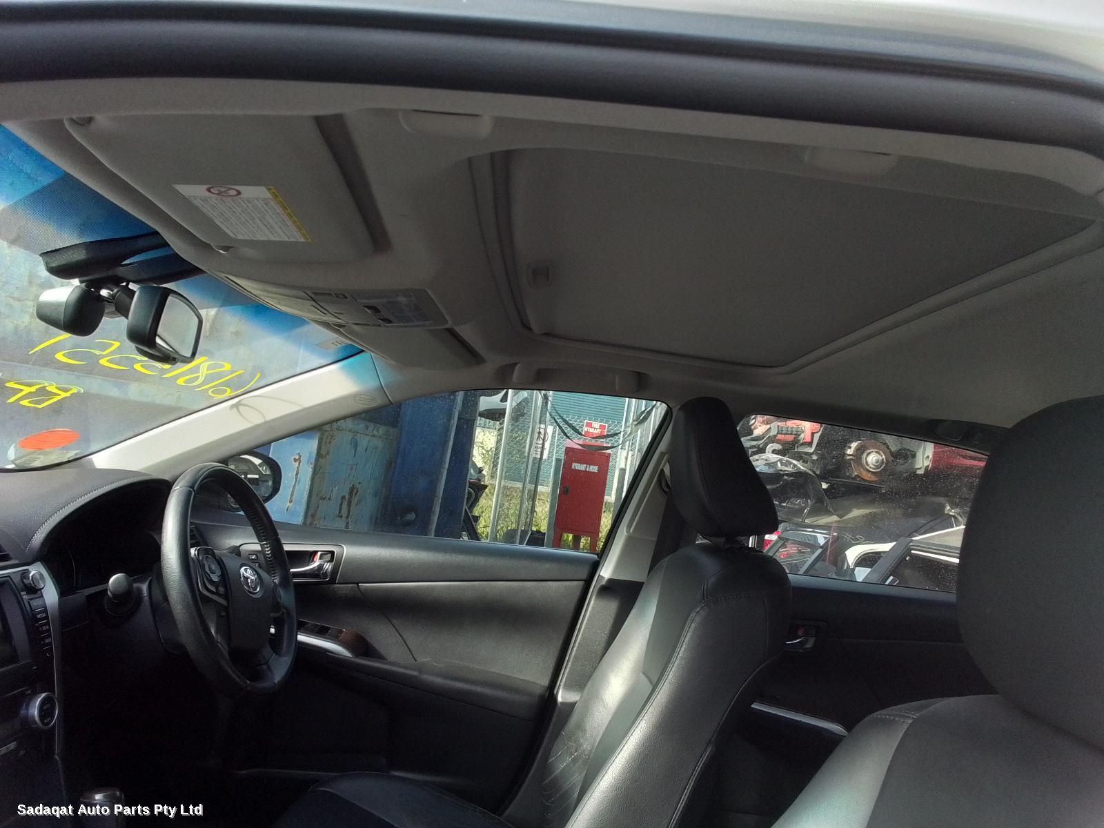 Toyota Aurion Left Taillight