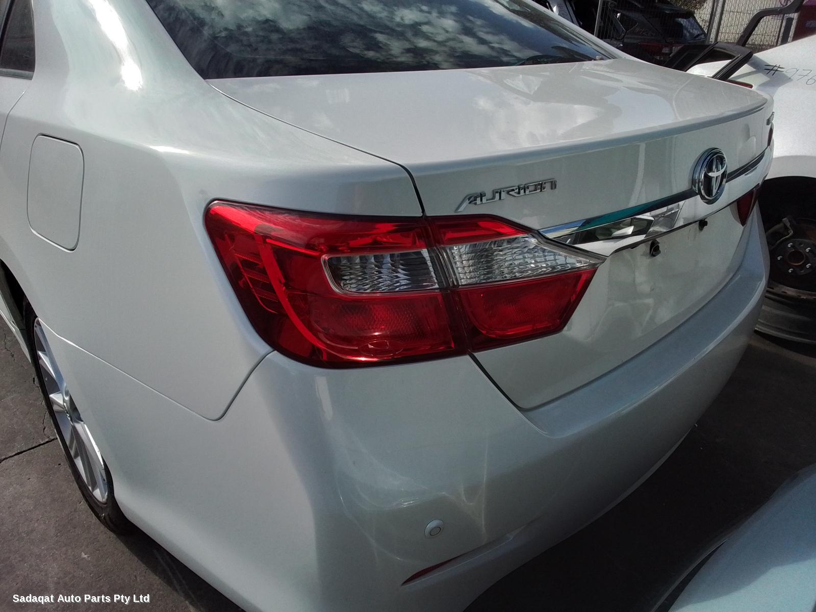 Toyota Aurion Left Taillight
