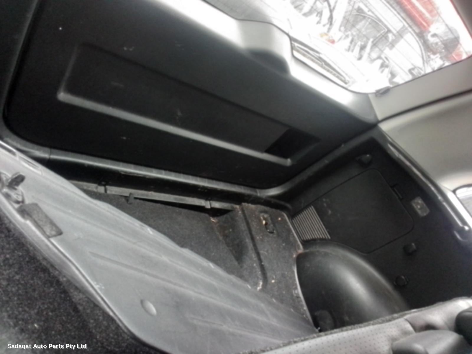 Suzuki Vitara Seatbelt/stalk