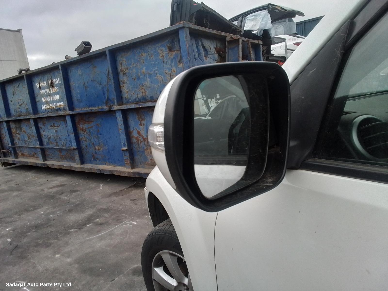 Suzuki Vitara Seatbelt/stalk