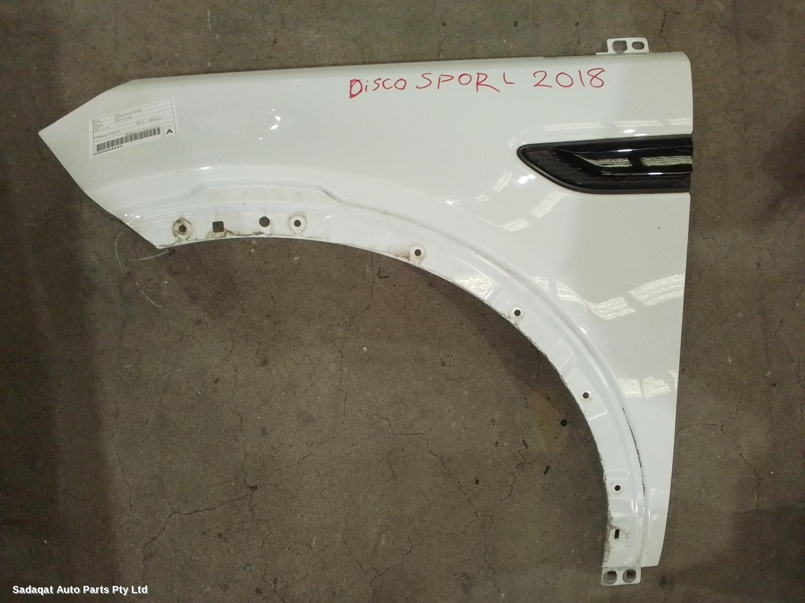 Land Rover Discovery Sport Left Guard