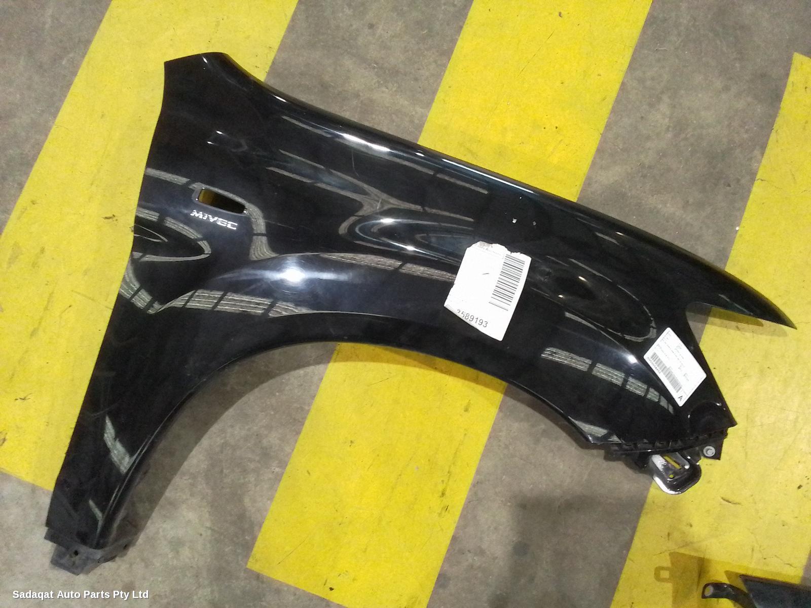Mitsubishi Asx Right Guard
