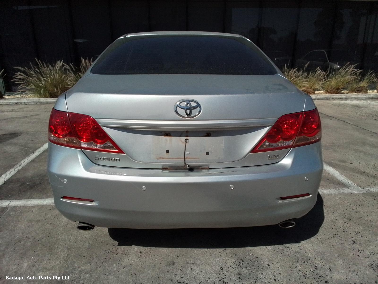 Toyota Aurion Right Taillight