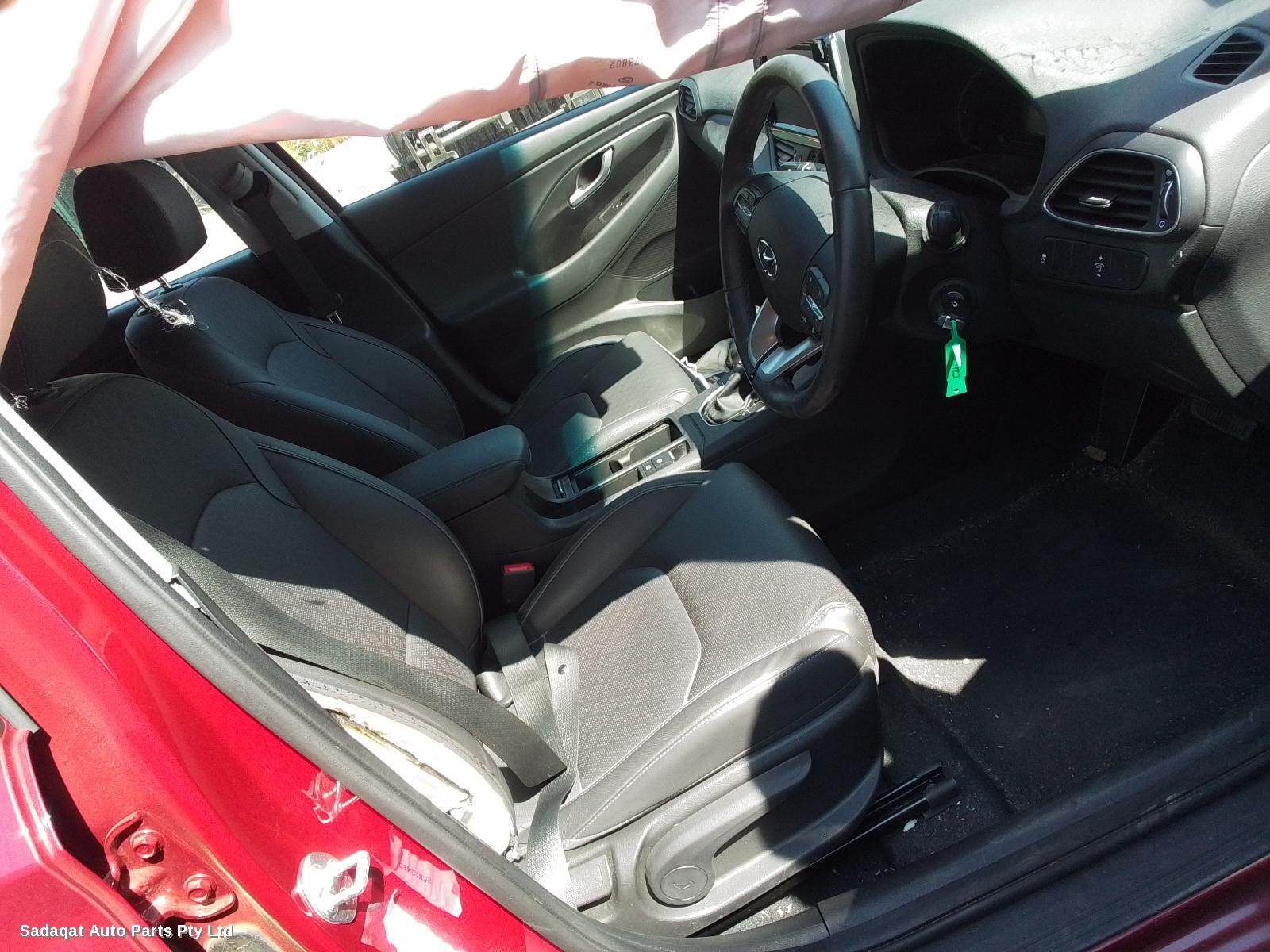 Hyundai I30 Right Door Mirror