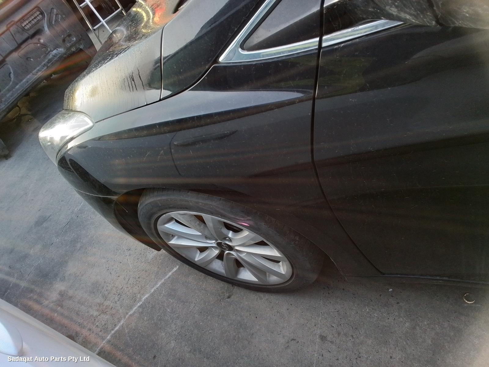 Hyundai I40 Left Taillight