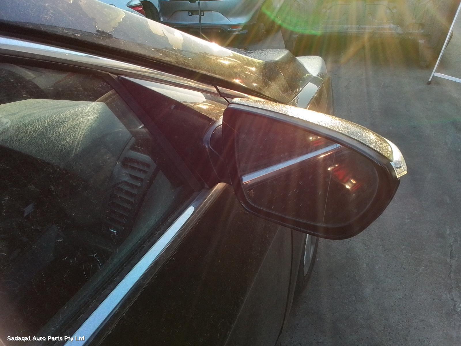 Hyundai I40 Left Taillight