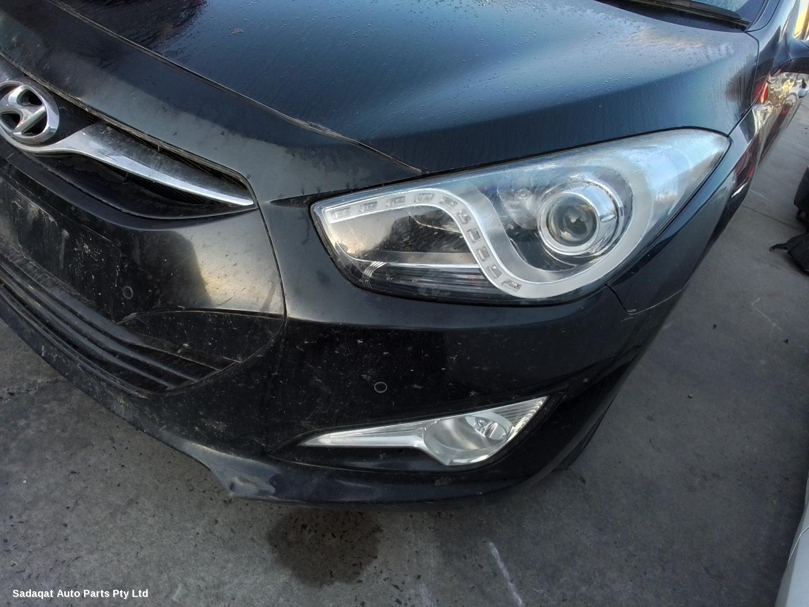 Hyundai I40 Left Taillight