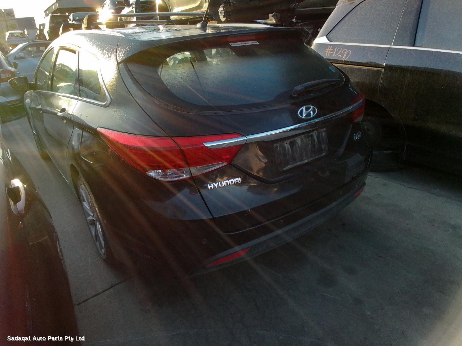 Hyundai I40 Left Taillight