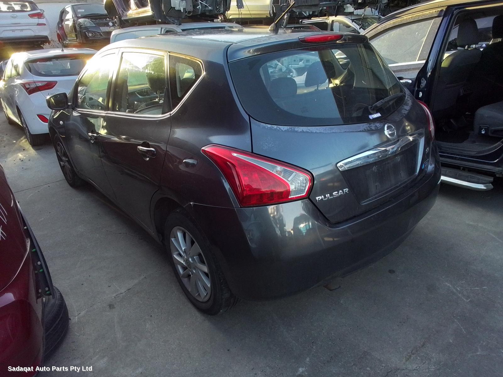 Nissan Pulsar Hoodlining