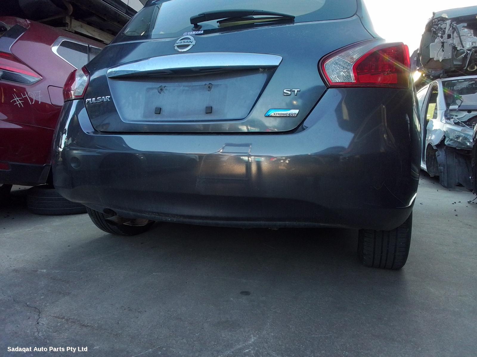 Nissan Pulsar Hoodlining