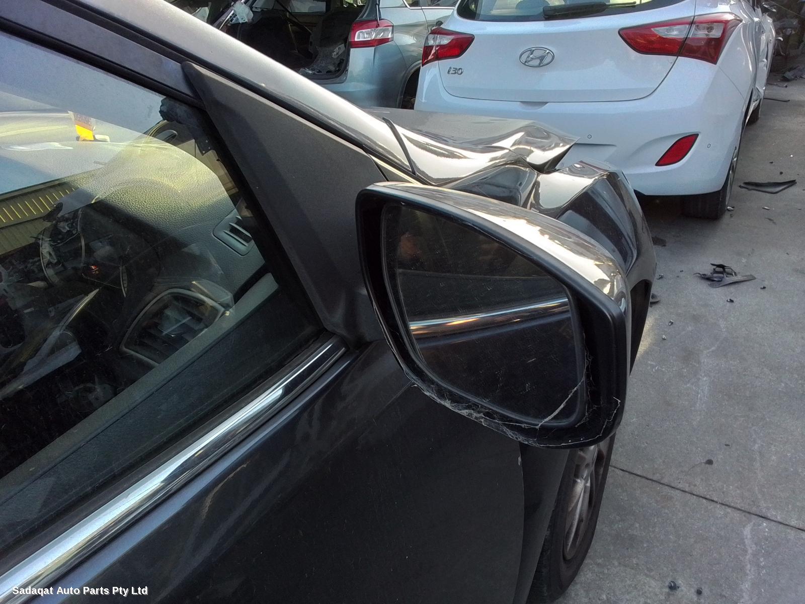 Nissan Pulsar Hoodlining