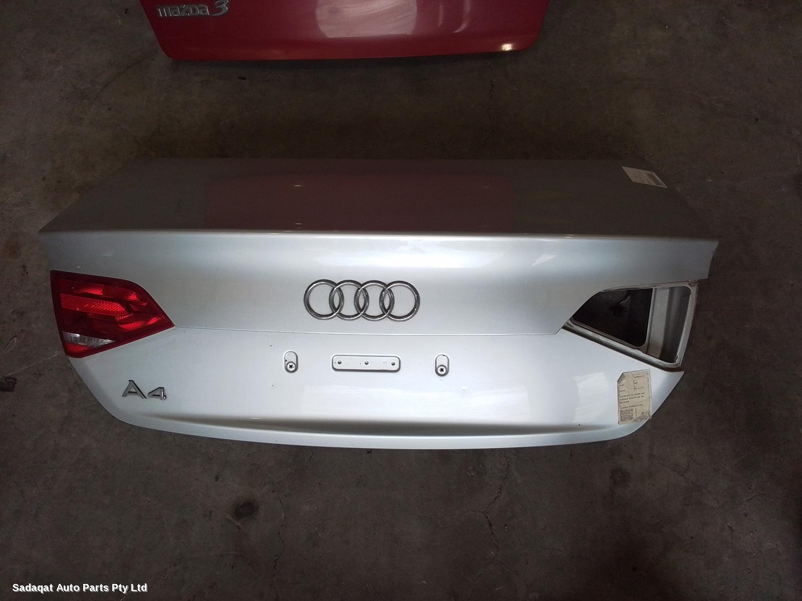 Audi A4 Bootlid/tailgate