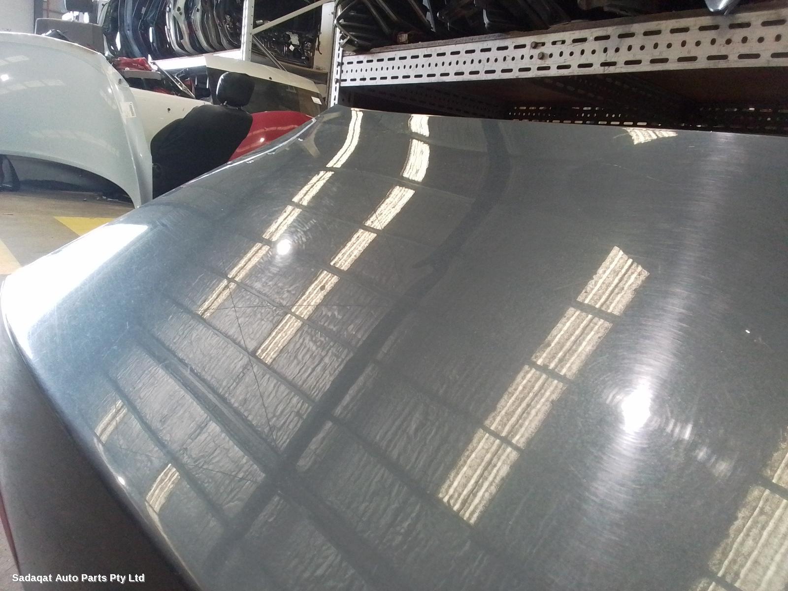 Volkswagen Passat Bootlid/tailgate