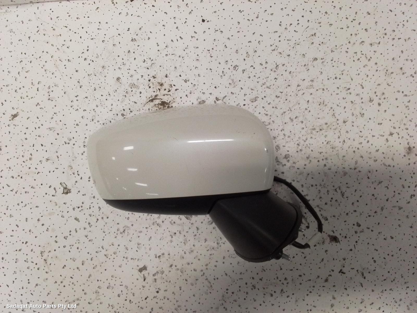 Suzuki Baleno Right Door Mirror