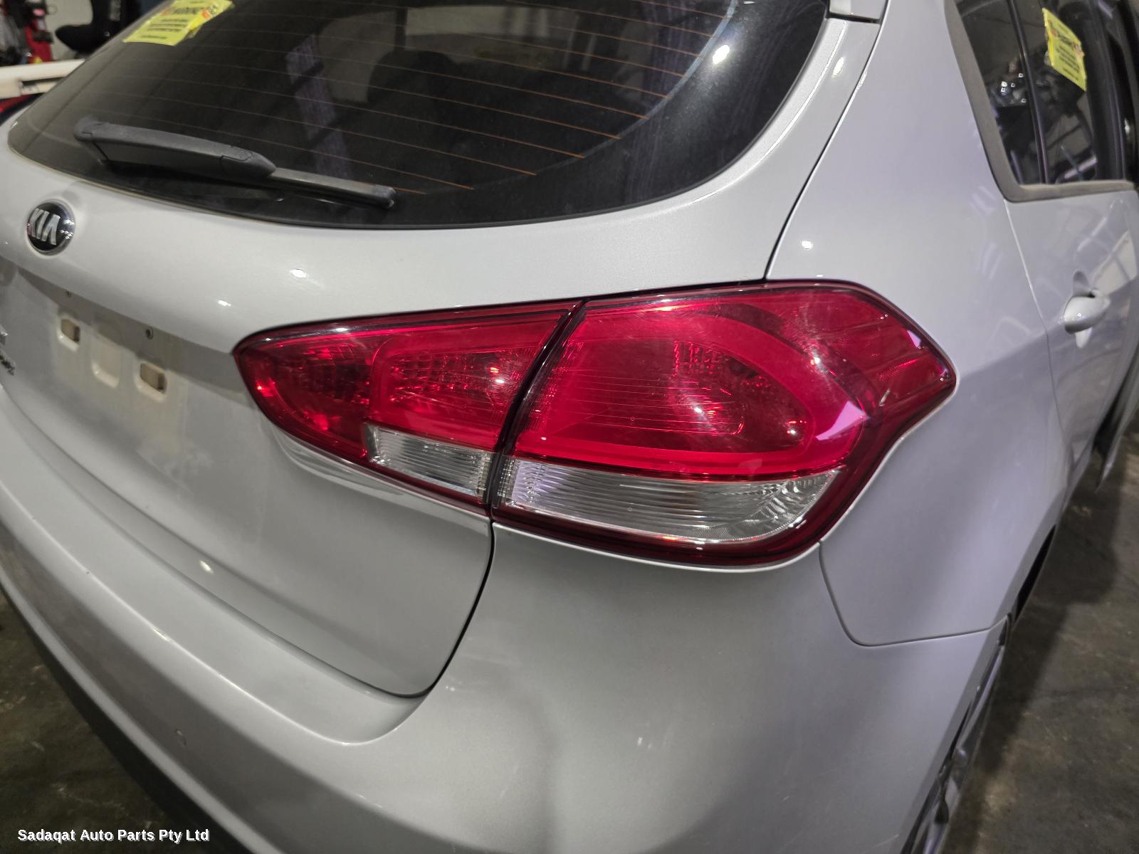 Volkswagen Golf R/bar Bracket/reinfo