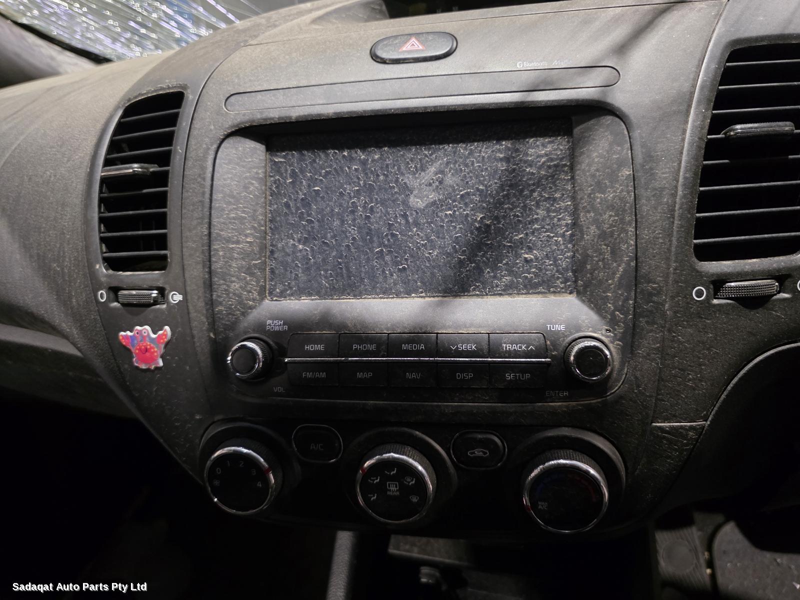 Volkswagen Golf R/bar Bracket/reinfo