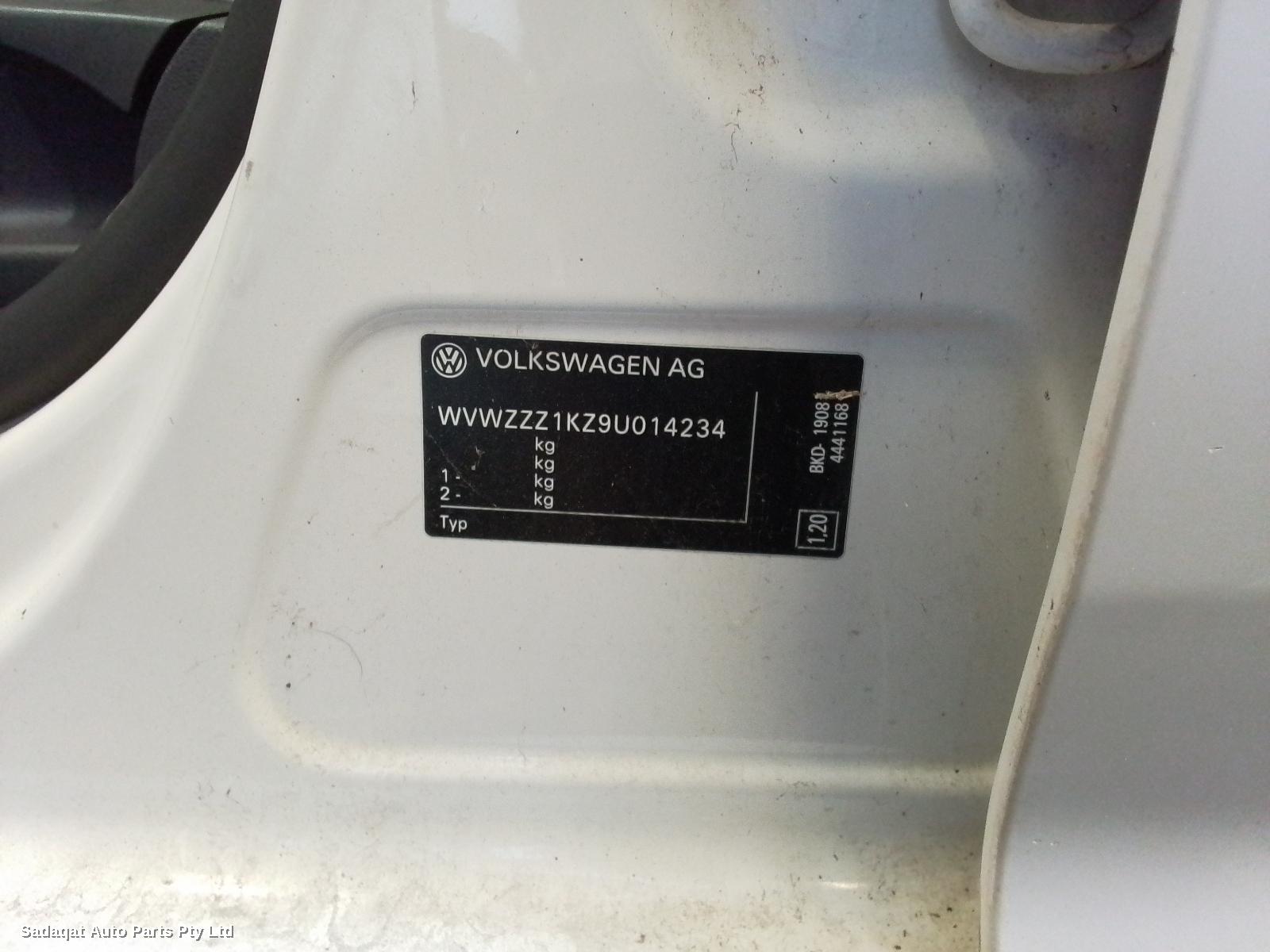 Volkswagen Golf R/bar Bracket/reinfo