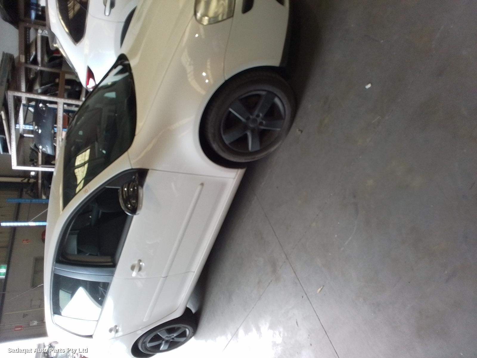 Volkswagen Golf R/bar Bracket/reinfo