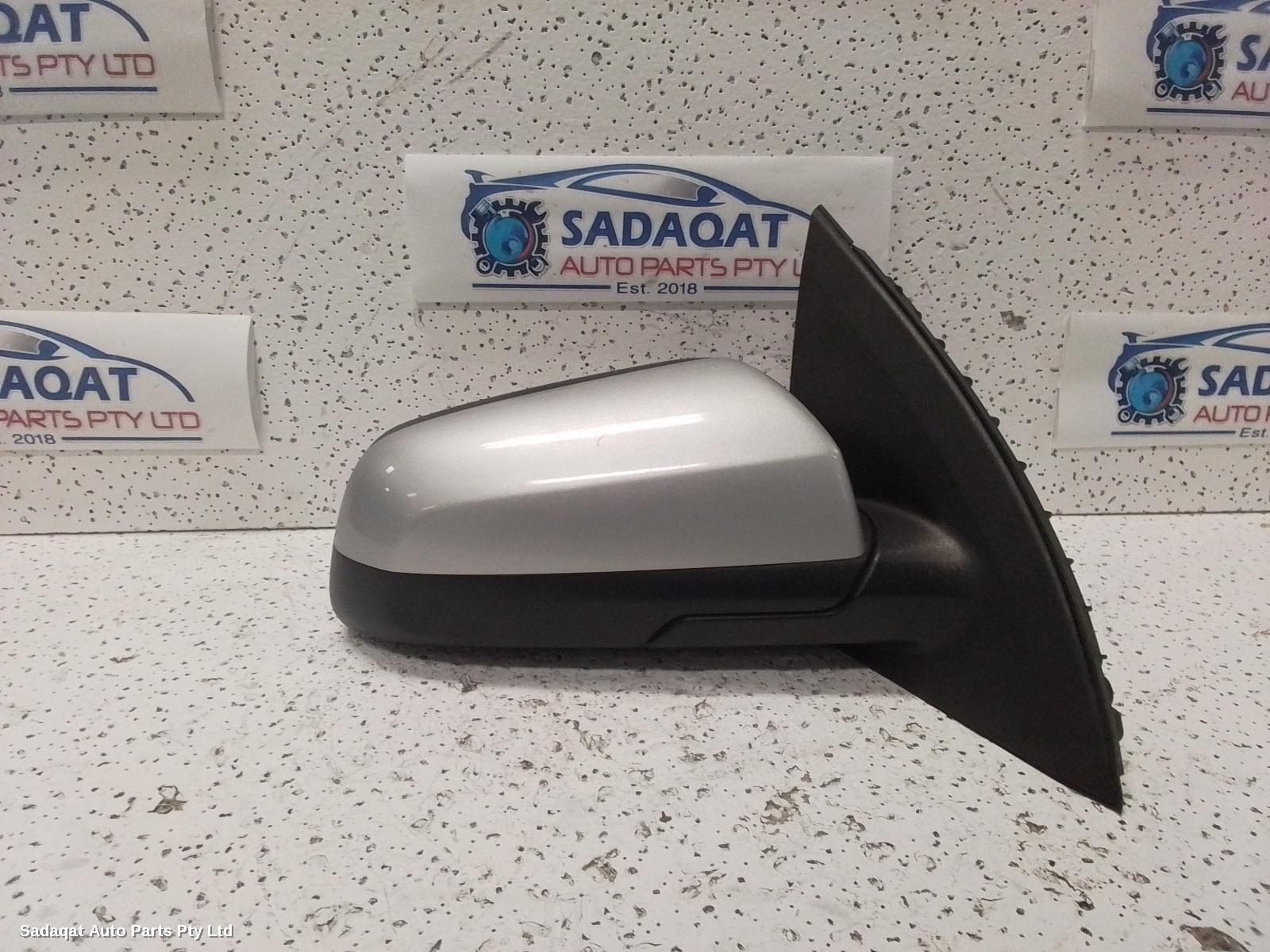 Holden Commodore Right Door Mirror