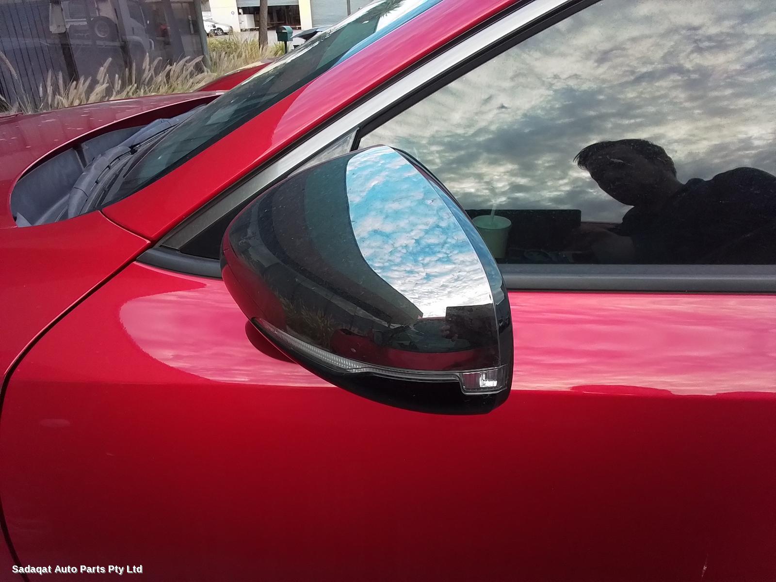 Kia Stinger Left Front Door Window