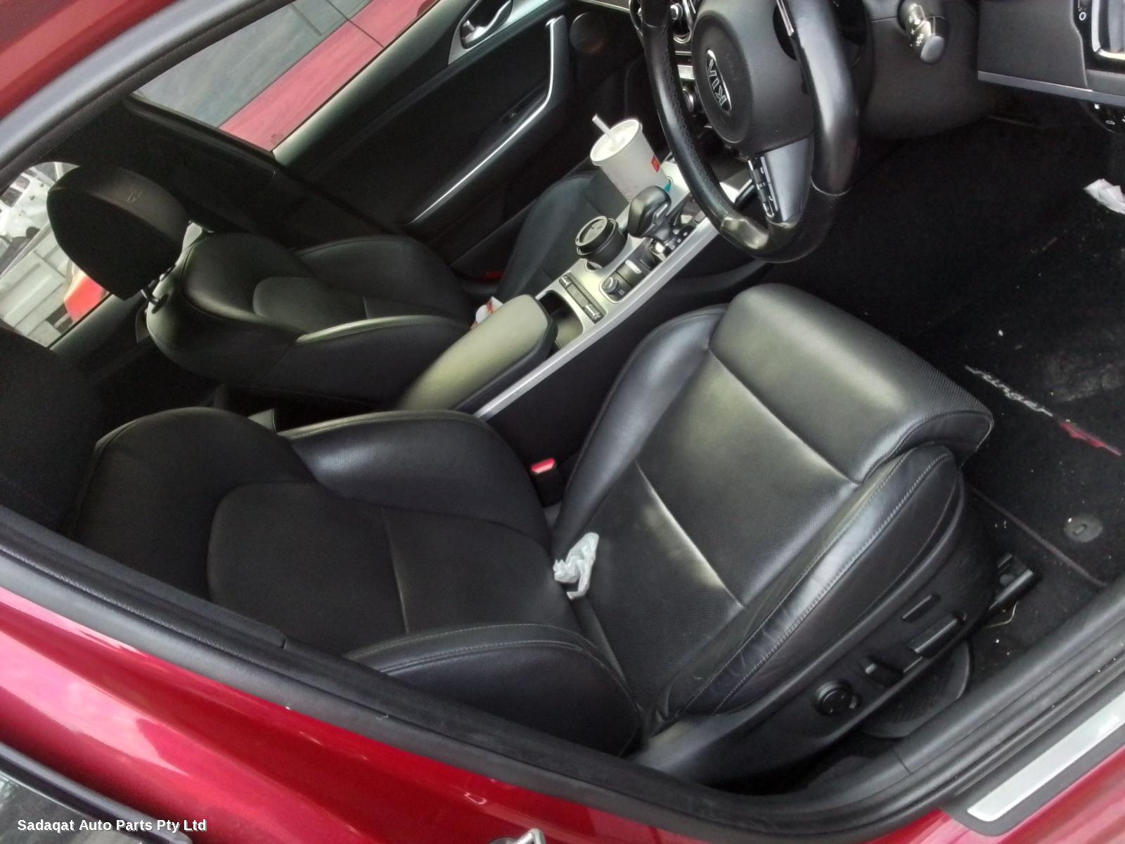 Kia Stinger Left Front Door Window