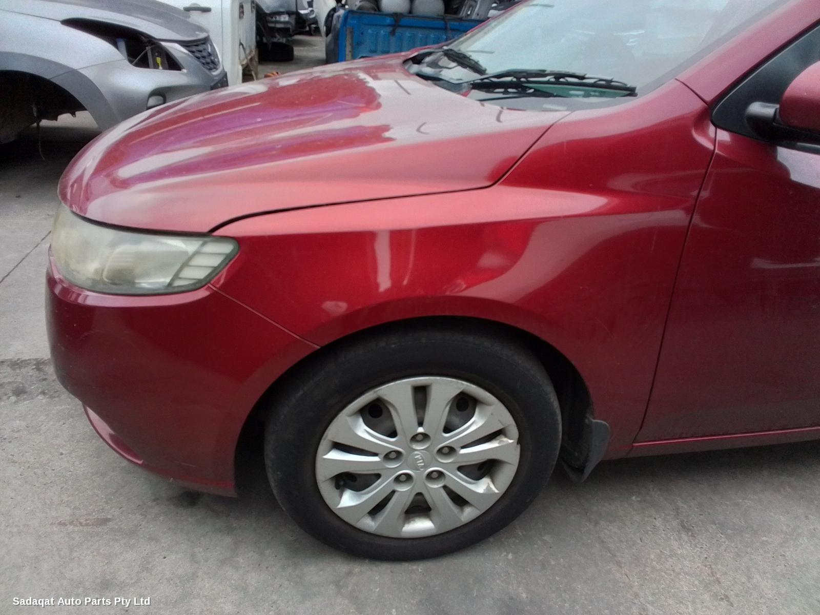 Kia Cerato Left Guard