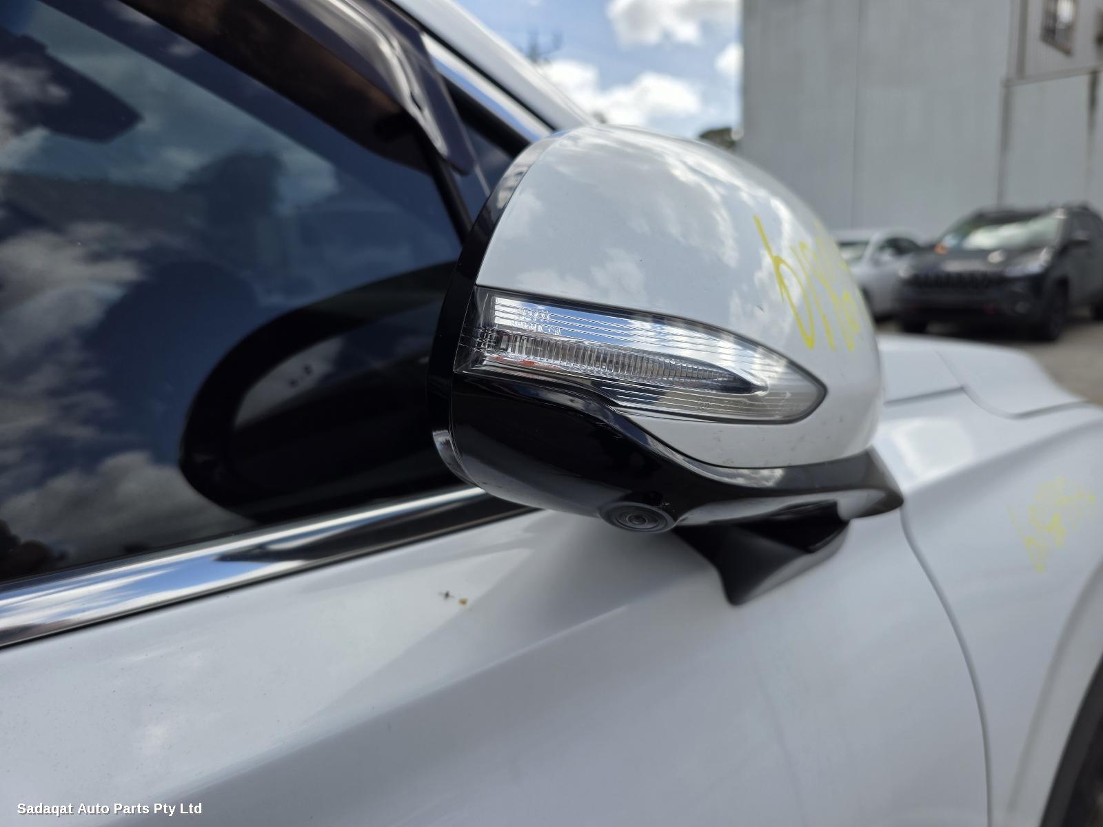 Hyundai Santa Fe Right Rear Strut