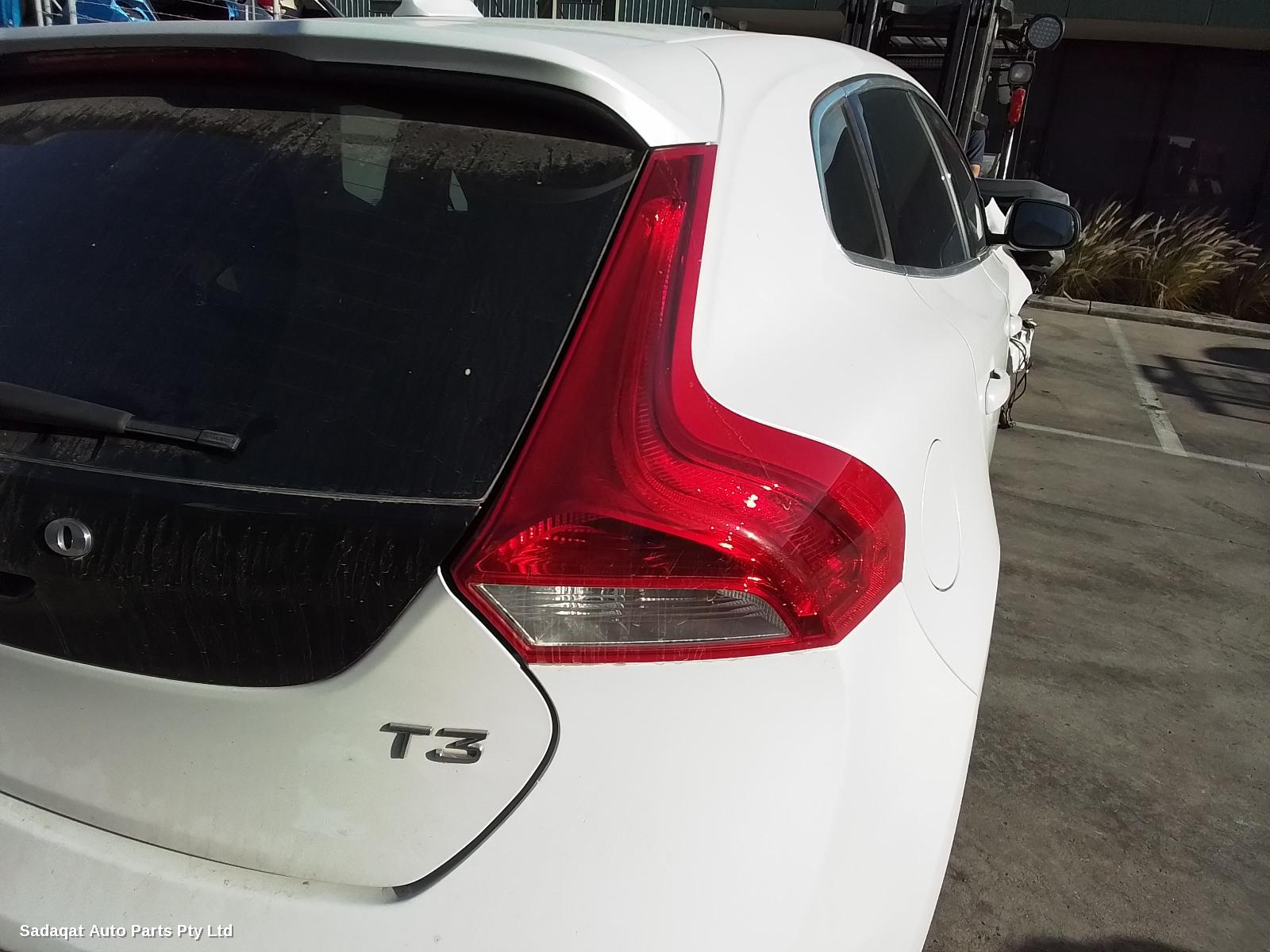 Volvo S40 Rear Bumper