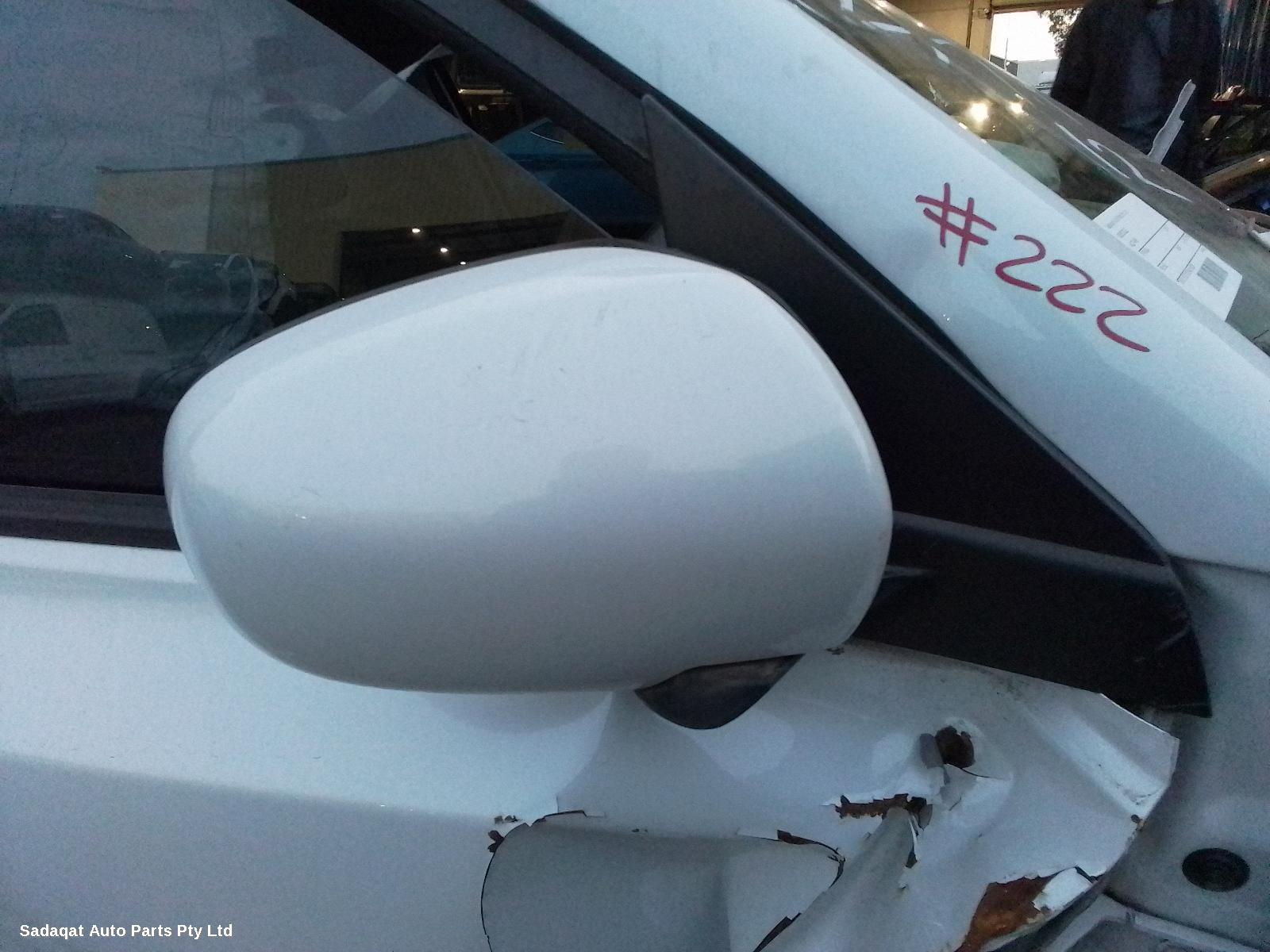 Suzuki Vitara Left Door Mirror