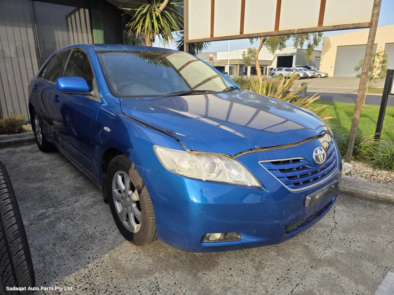 Toyota Camry Left Door Mirror